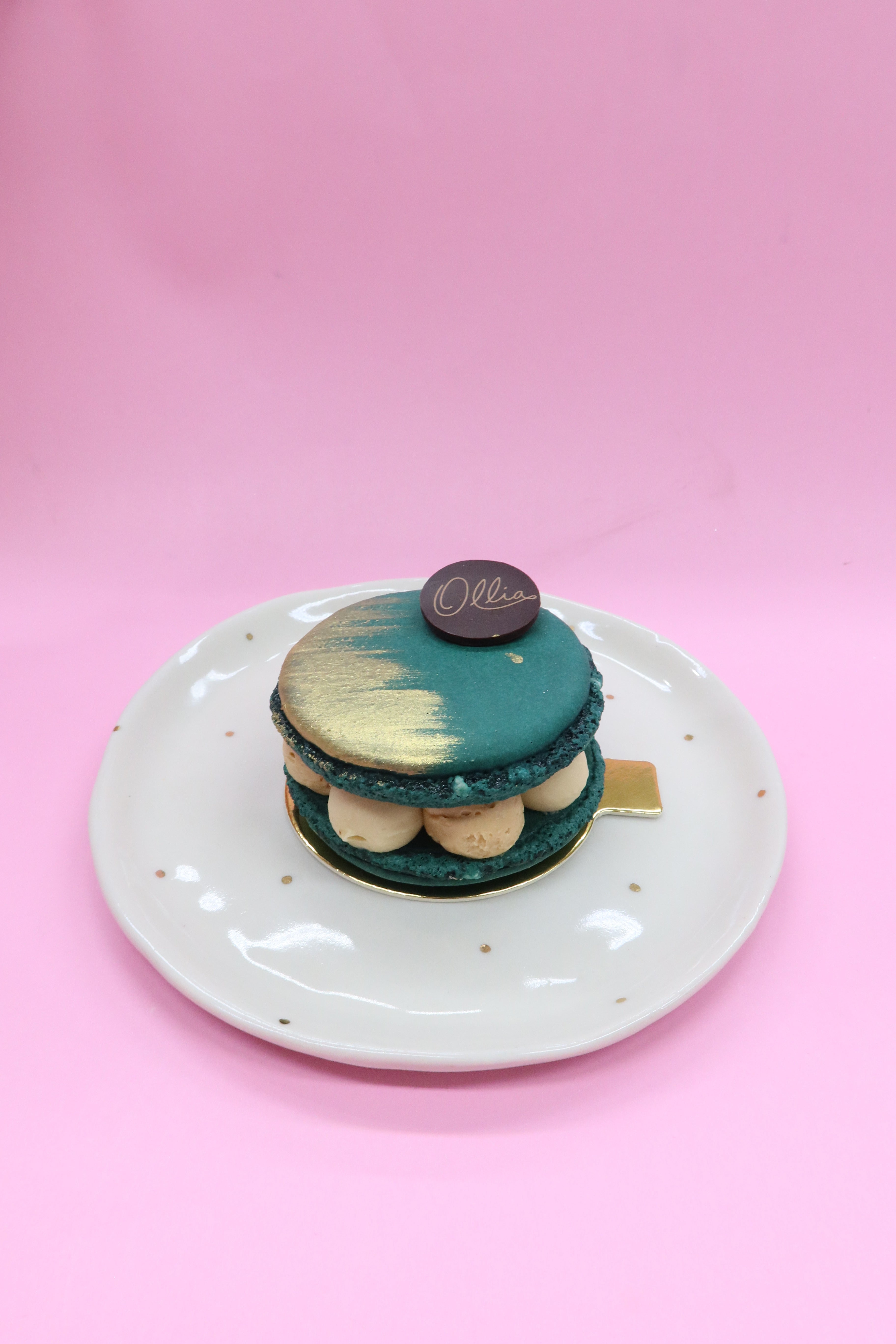 Coming Soon: Caramel Pecan Pie Macaron Mini Cake